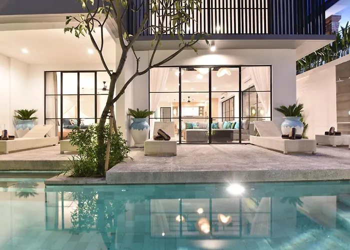 Close To Finns Club Villa Canggu (Bali)
