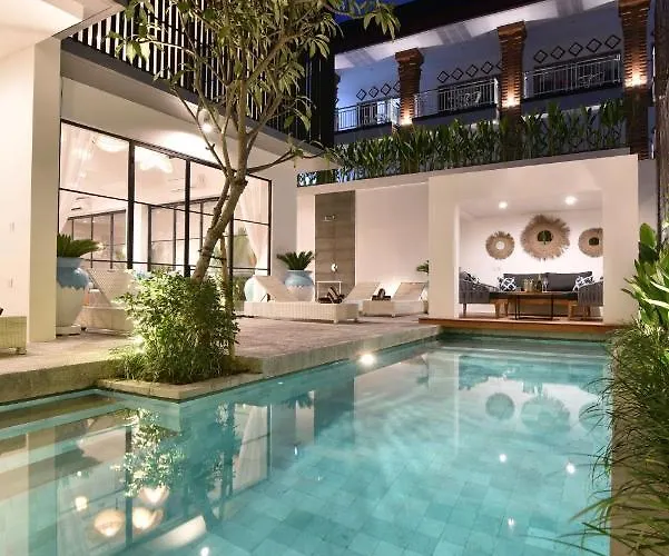 Close To Finns Club Villa *